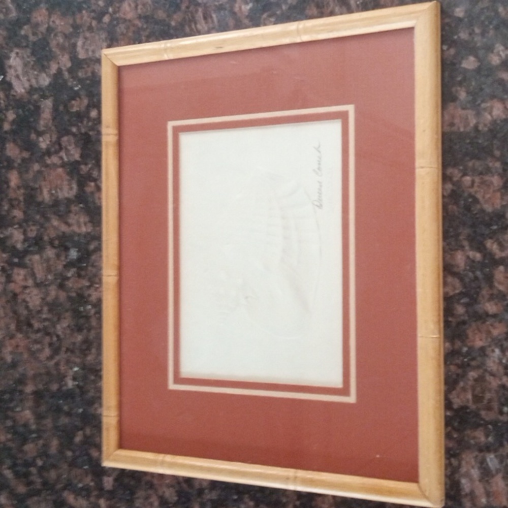 Queen Conch Bamboo Picture Frame